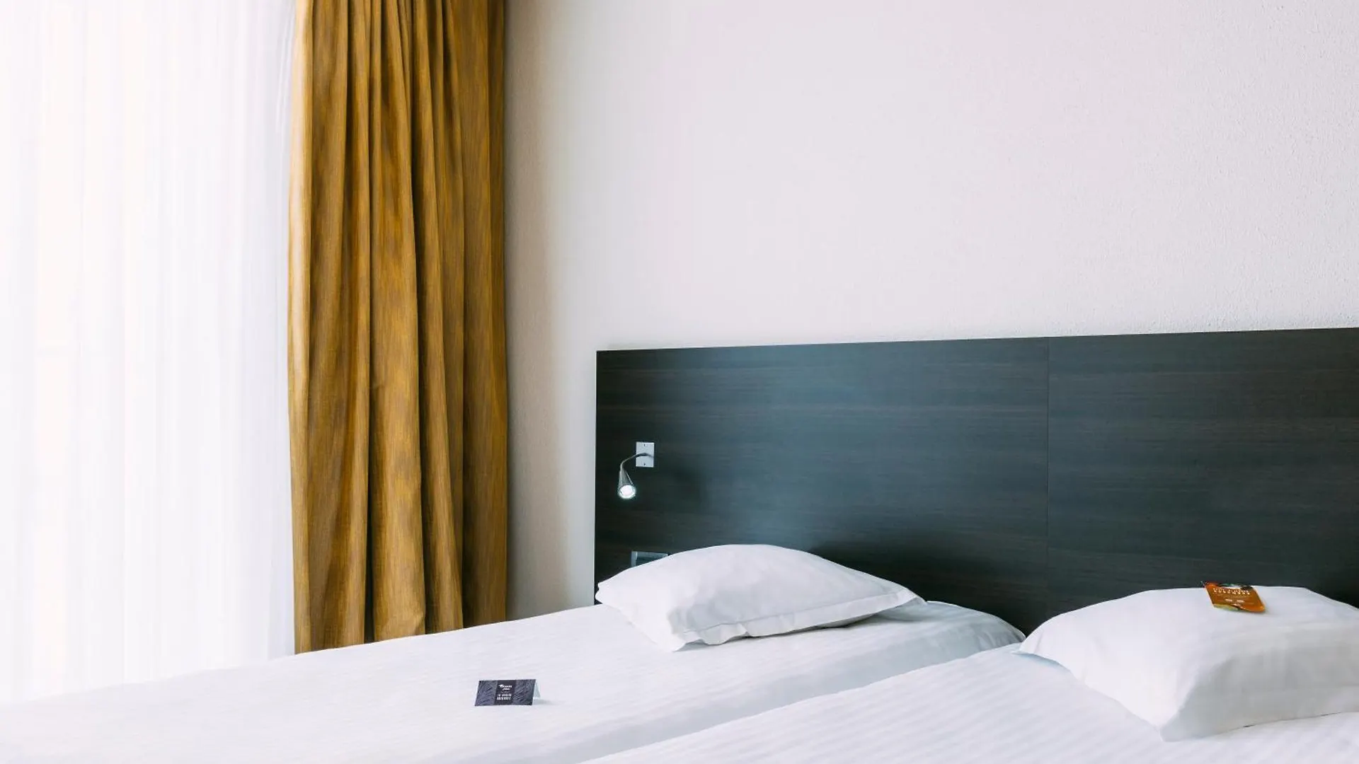 Escale Oceania Marseille Vieux Port Hotel