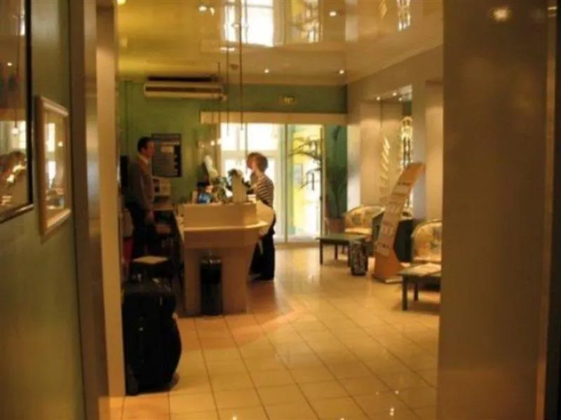Escale Oceania Marseille Vieux Port Hotel