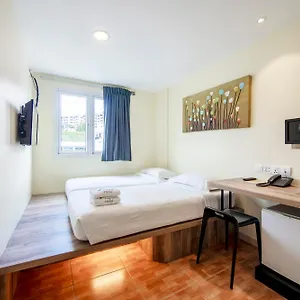 Hotel Fragrance - Balestier Singapore