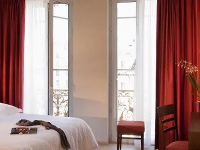 ***  Escale Oceania Marseille Vieux Port Hotel France
